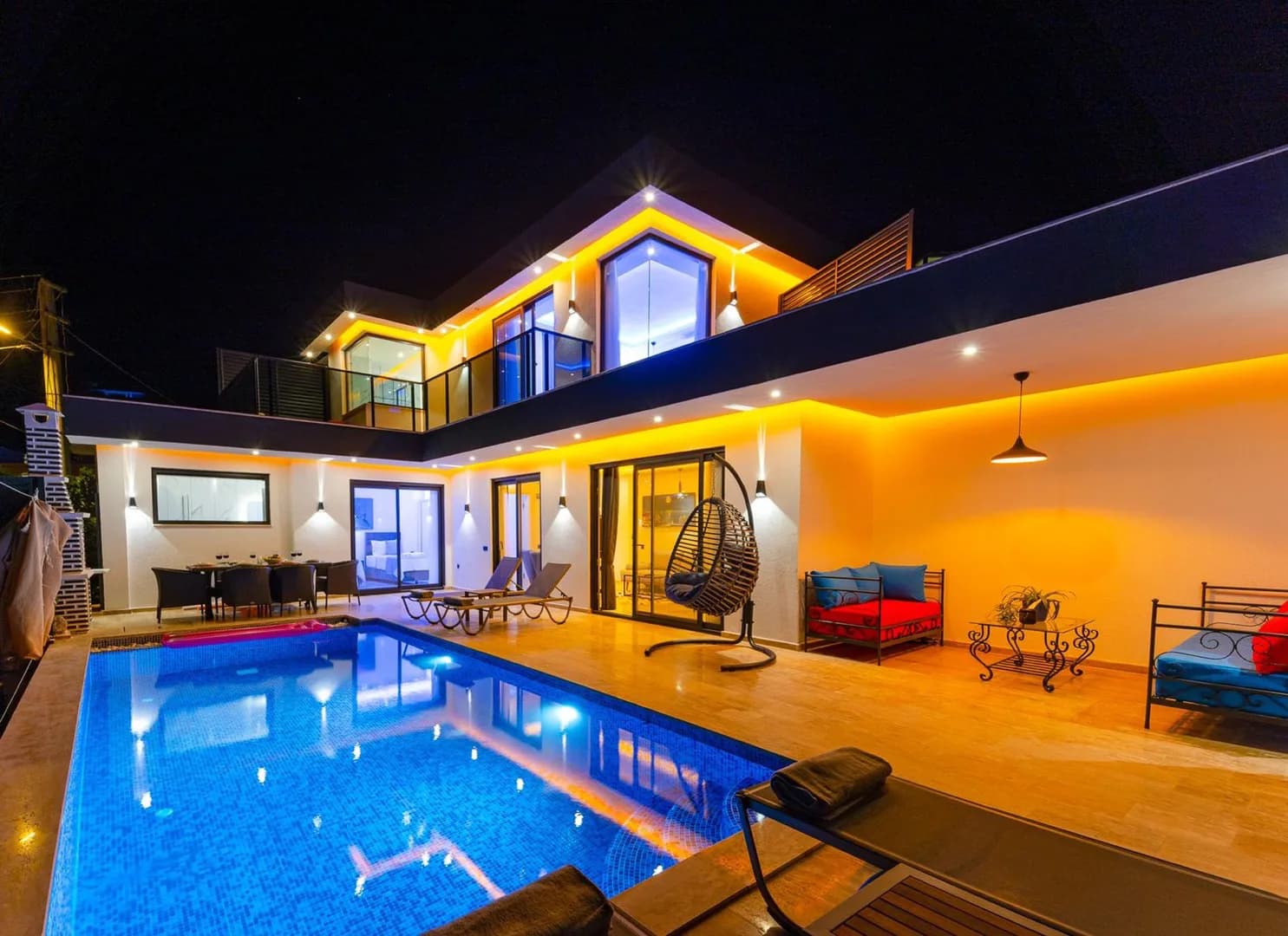 Kaş Bezirgan'da Lüks Mimarili, Özel Havuzlu, Jakuzili, Lüks Villa görsel 2