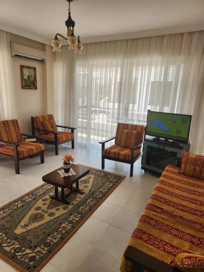 Aydın Didim'de Denize Sıfır Konumda, Modern Tasarımlı, Kiralık Ev görsel 1
