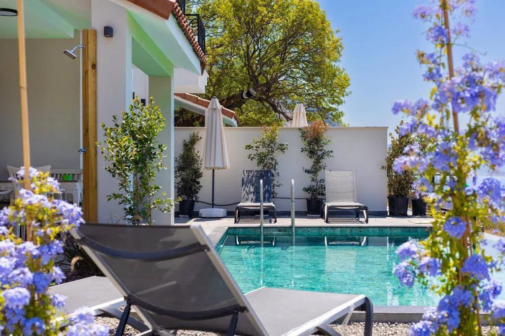 Marmaris Söğüt'te Modern Mimarili, Özel Havuzlu, Konforlu Villa görsel 1