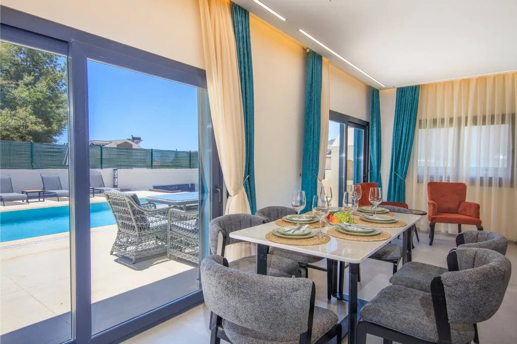 Fethiye Ölüdeniz'de Enfes Doğa İçerisinde, Özel Havuzlu, Modern Villa görsel 3
