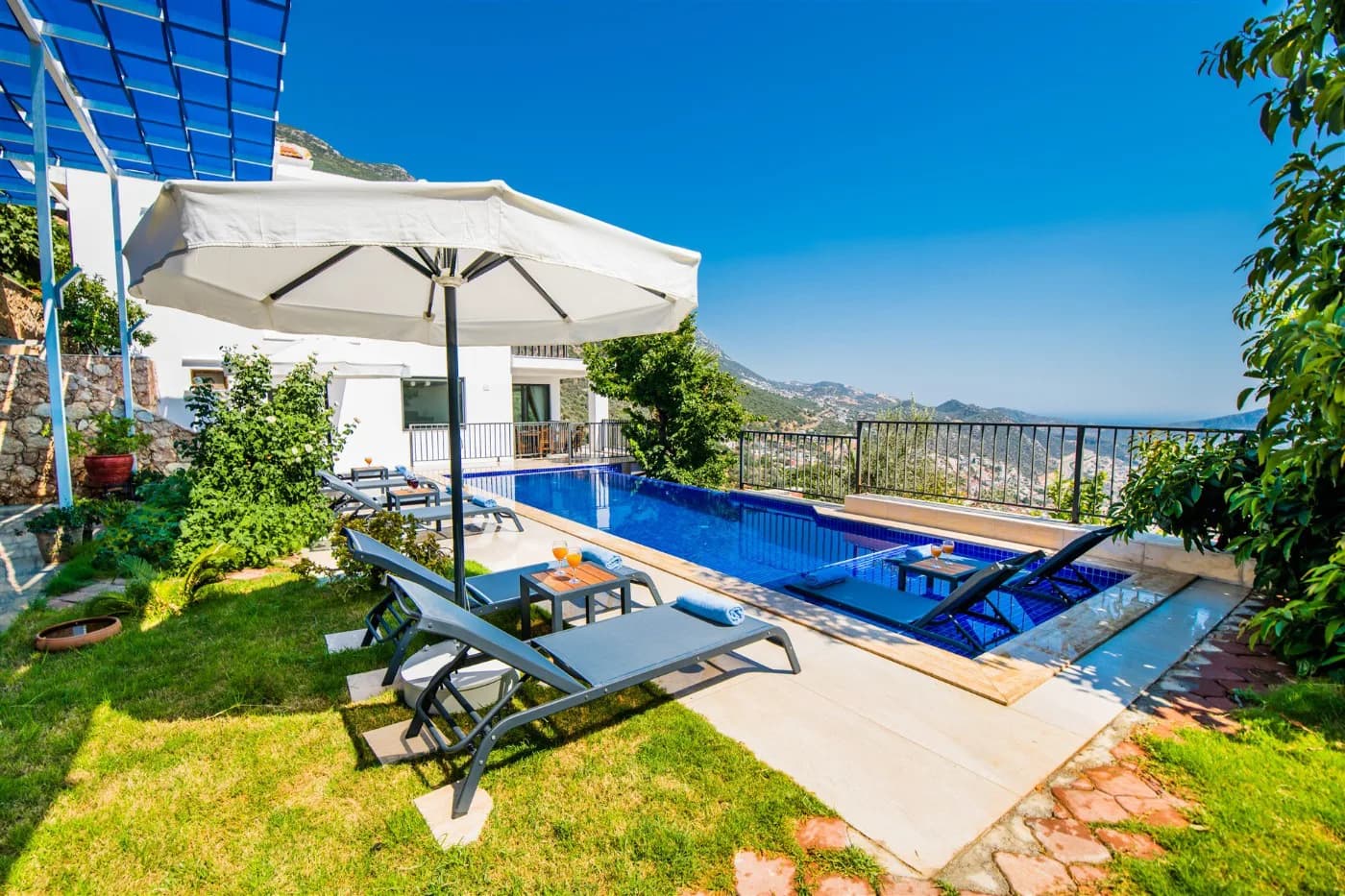 Kaş İslamlar'da Kalabalık Ailelere Uygun, Özel Havuzlu, 4+1 Villa görsel 2