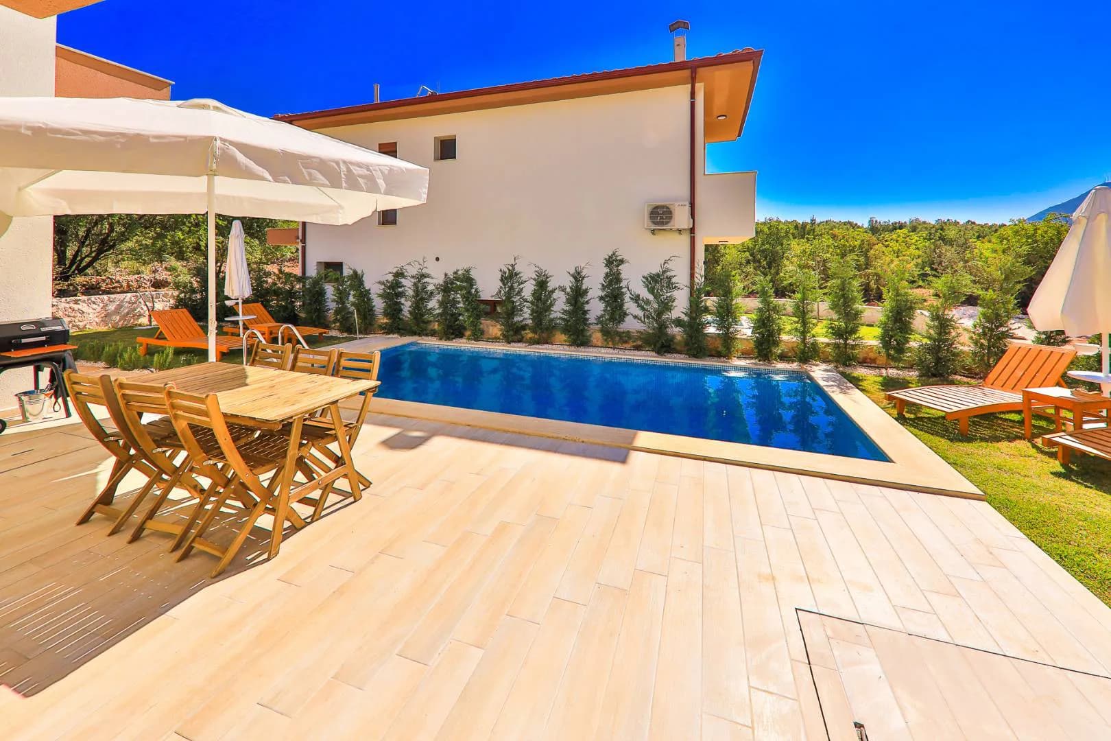 Kaş Andifli'de Huzurlu Doğada, Özel Havuzlu, 3+1, Bahçeli Villa görsel 3