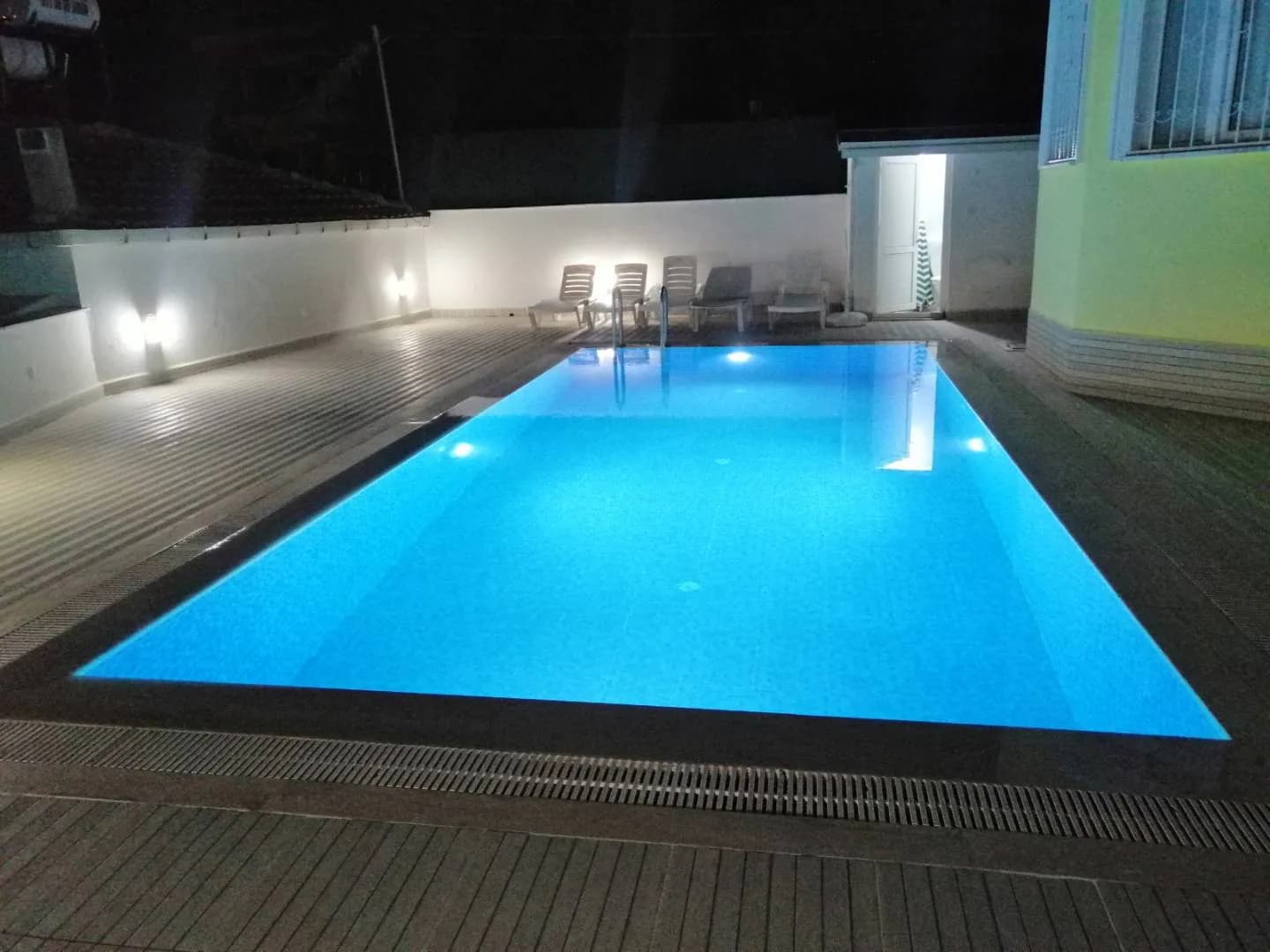Didim Denizköy'de Mükemmel Deniz Manzaralı, Özel Havuzlu, Kiralık Villa görsel 3