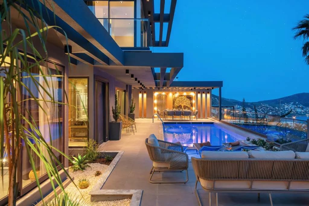 Kaş Kalkan'da Deniz Manzaralı, Özel Havuzlu, Jakuzili, Modern Villa görsel 2