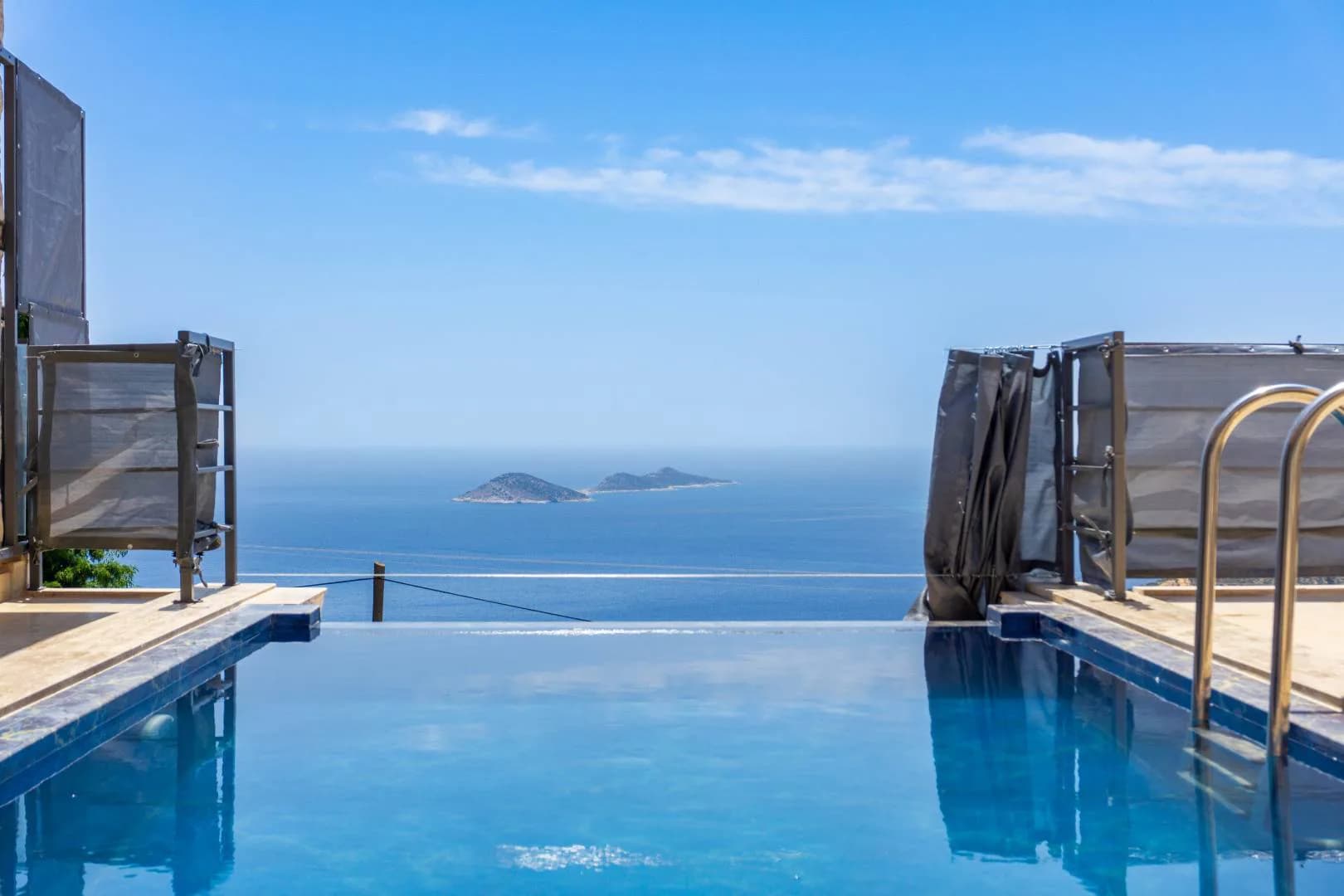 Kalkan Kördere'de Eşsiz Deniz Manzaralı, Özel Havuzlu, Balayı Villası görsel 3