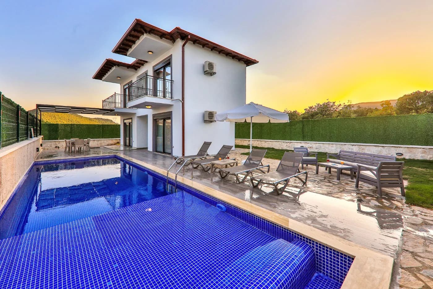 Kaş Andifli'de Eşsiz Doğada, Özel Havuzlu, 3+1 Kiralık Villa görsel 3