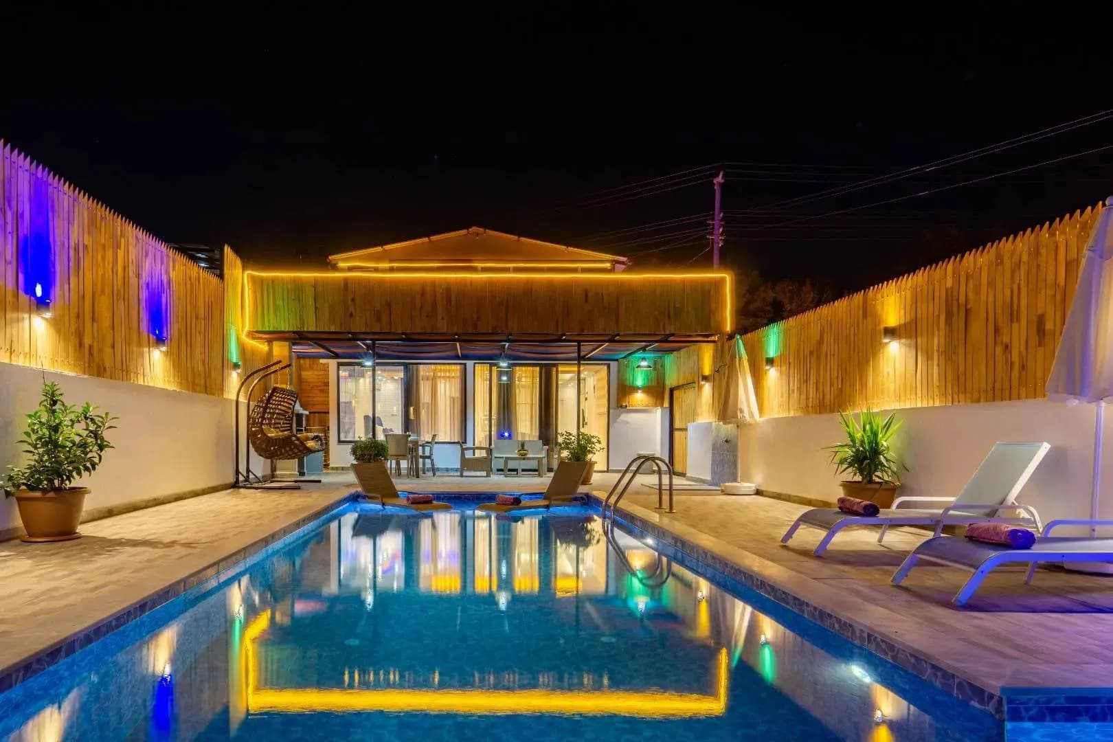 Kaş İkizce'de Sakin Konumda, Özel Havuzlu ve Jakuzili, Kiralık Villa görsel 1