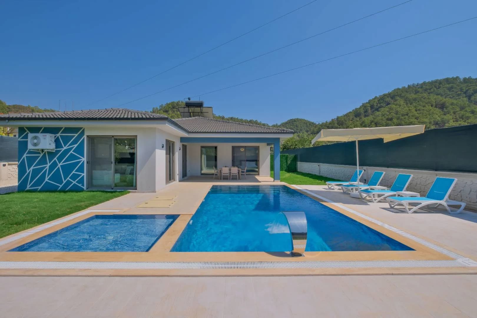 Fethiye İnlice'de Sakin Konumda, Özel Havuzlu, İkiz Villa görsel 1