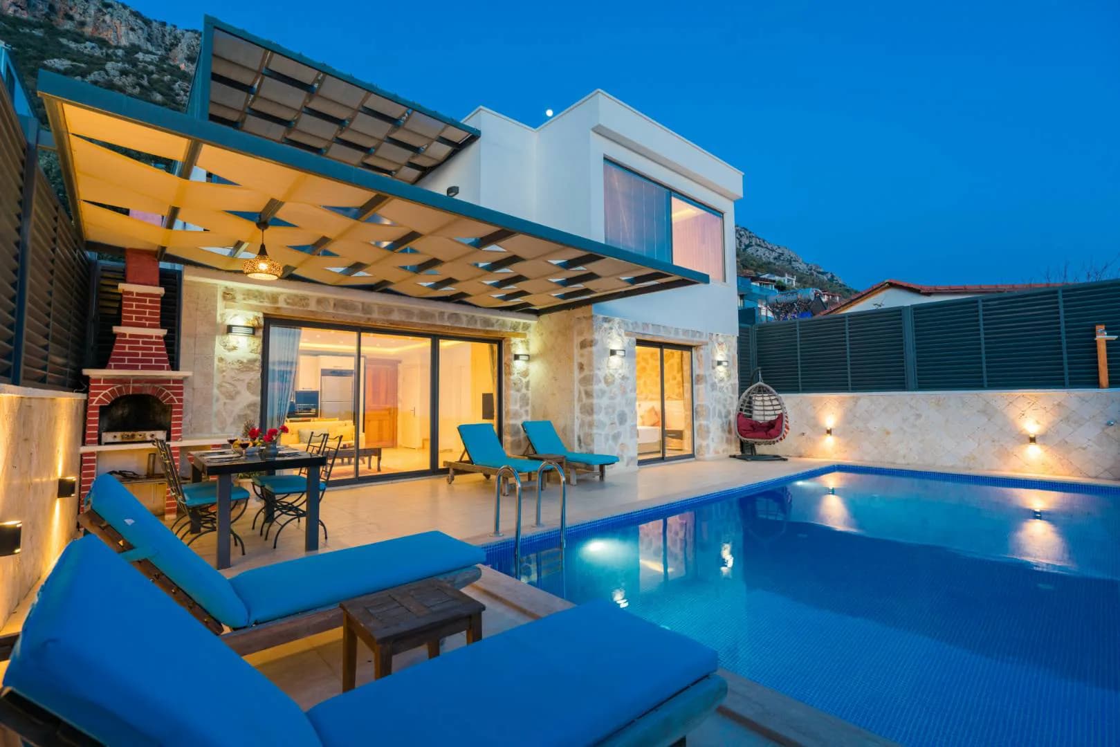 Kaş Bezirgan'da Mükemmel Deniz Manzaralı, Özel Havuzlu, 2+1 Villa görsel 1