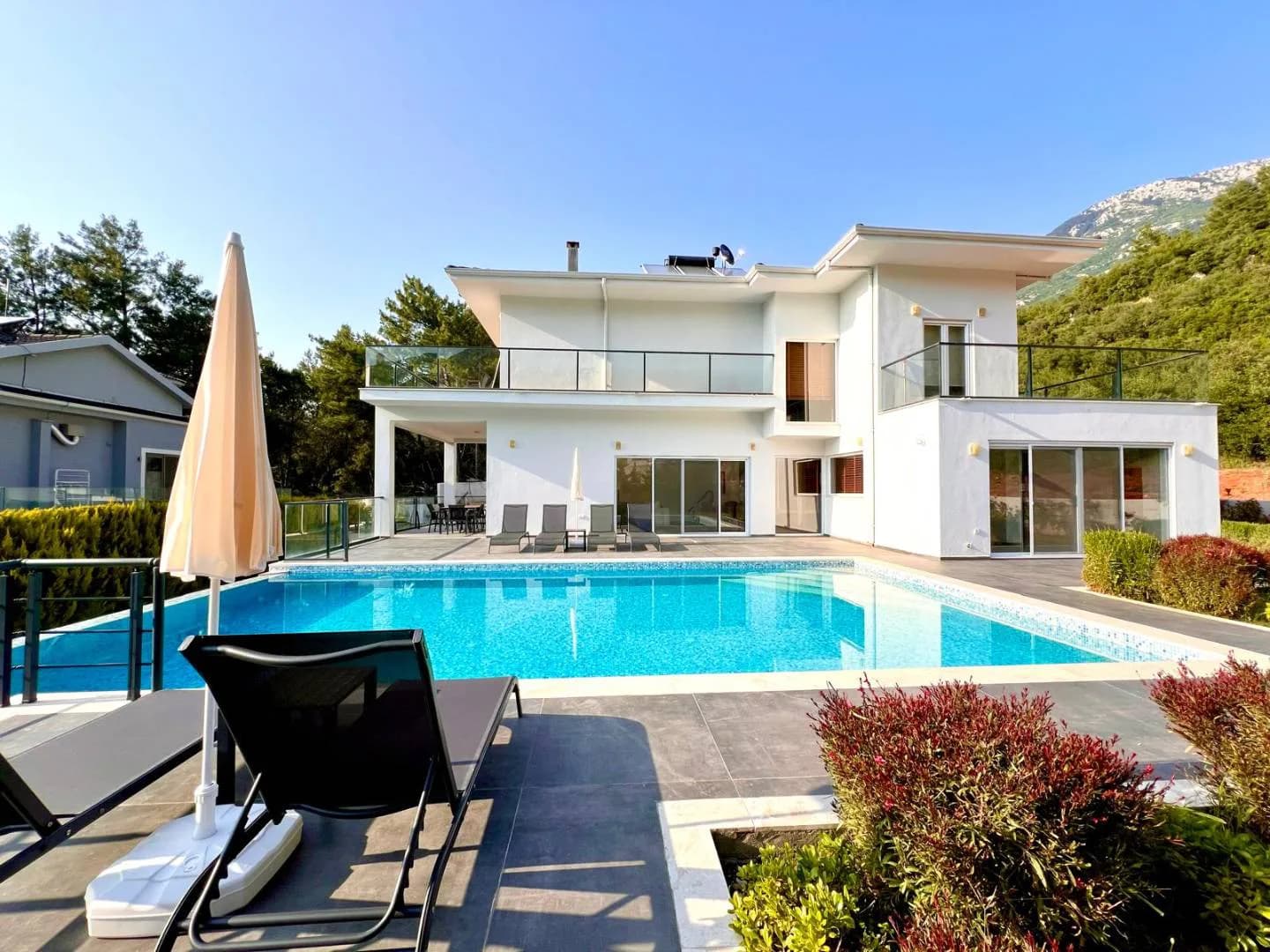 Fethiye Ölüdeniz'de Muhteşem Doğada, Özel Havuzlu, Lüks Villa görsel 3