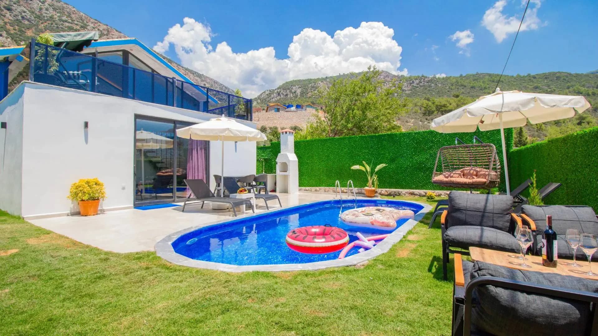 Kaş Çayköy'de Yemyeşil Doğada, Özel Havuzlu, Salıncaklı Villa görsel 3