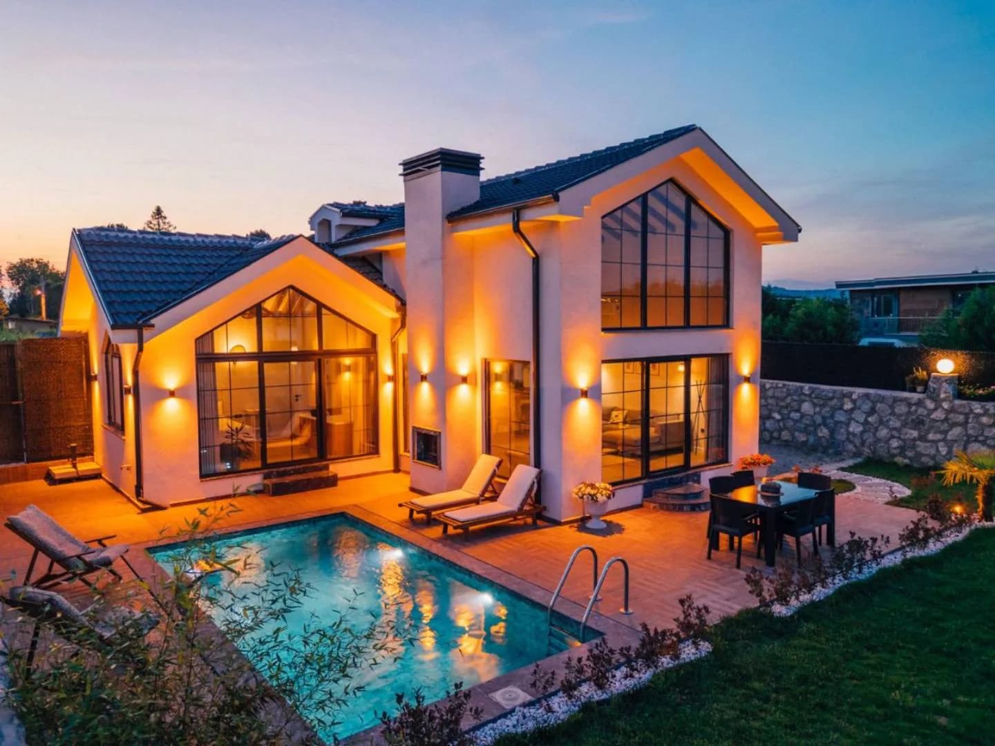 Sapanca Yanık'ta Doğanın Kalbinde, Isıtmalı Özel Havuzlu, Kiralık Bungalov görsel 1