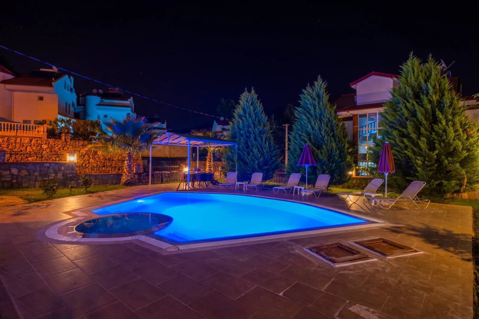 Fethiye'de Kalabalık Ailelere Uygun, Özel Havuzlu, Şömineli Villa görsel 3