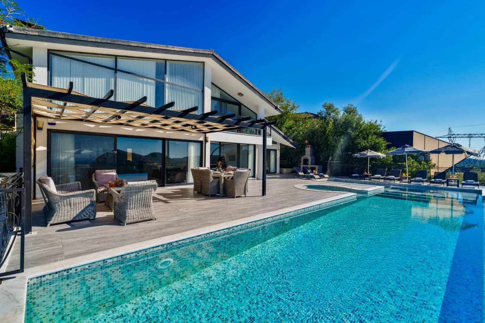 Kaş İslamlar'da Geniş Ailelere Uygun, Özel Havuzlu, Lüks Villa görsel 2
