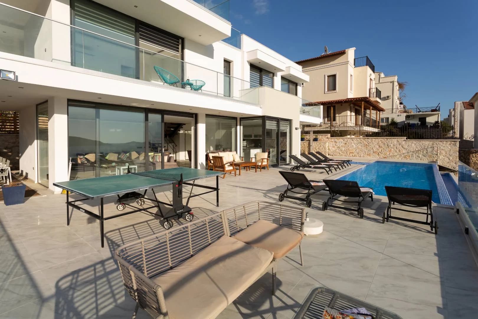 Kaş Kalkan'da Deniz Manzaralı, Özel Havuzlu, 8 Kişilik, Lüks Villa görsel 3