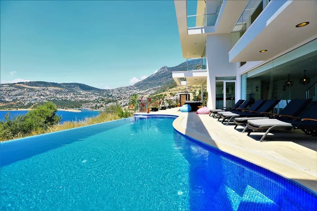 Kaş Kalkan'da Denize Yakın, Özel Havuzlu, Görkemli Villa görsel 1