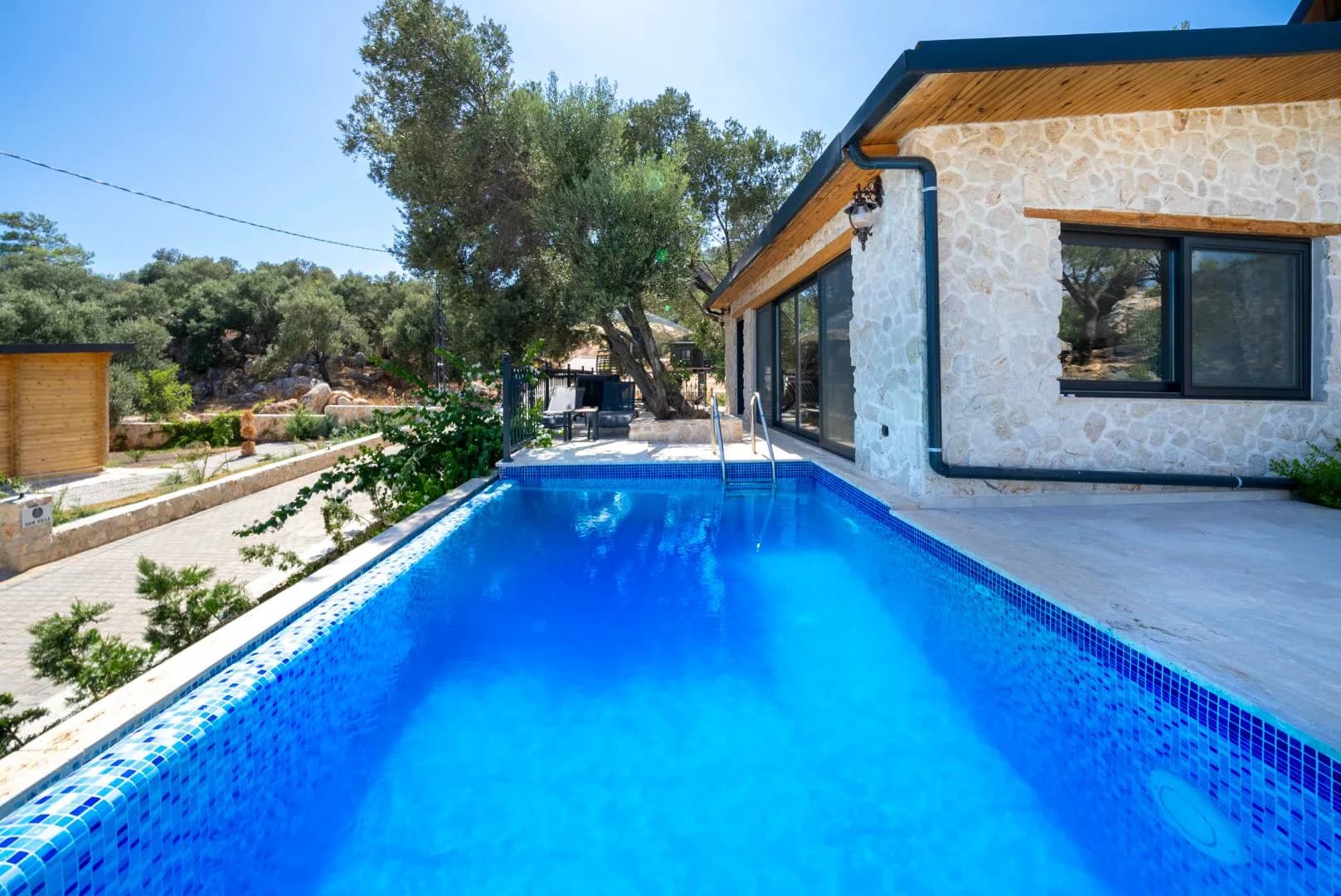Kaş Yeşilköy'de Enfes Deniz Manzaralı, Özel Havuzlu, Balayı Villası görsel 2
