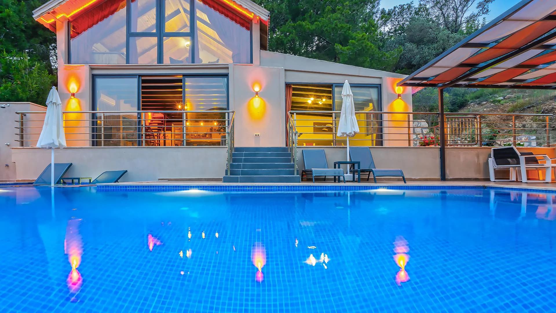 Kaş İslamlar'da Nezih Konumda, Sonsuzluk Havuzlu, Lüks Villa görsel 2