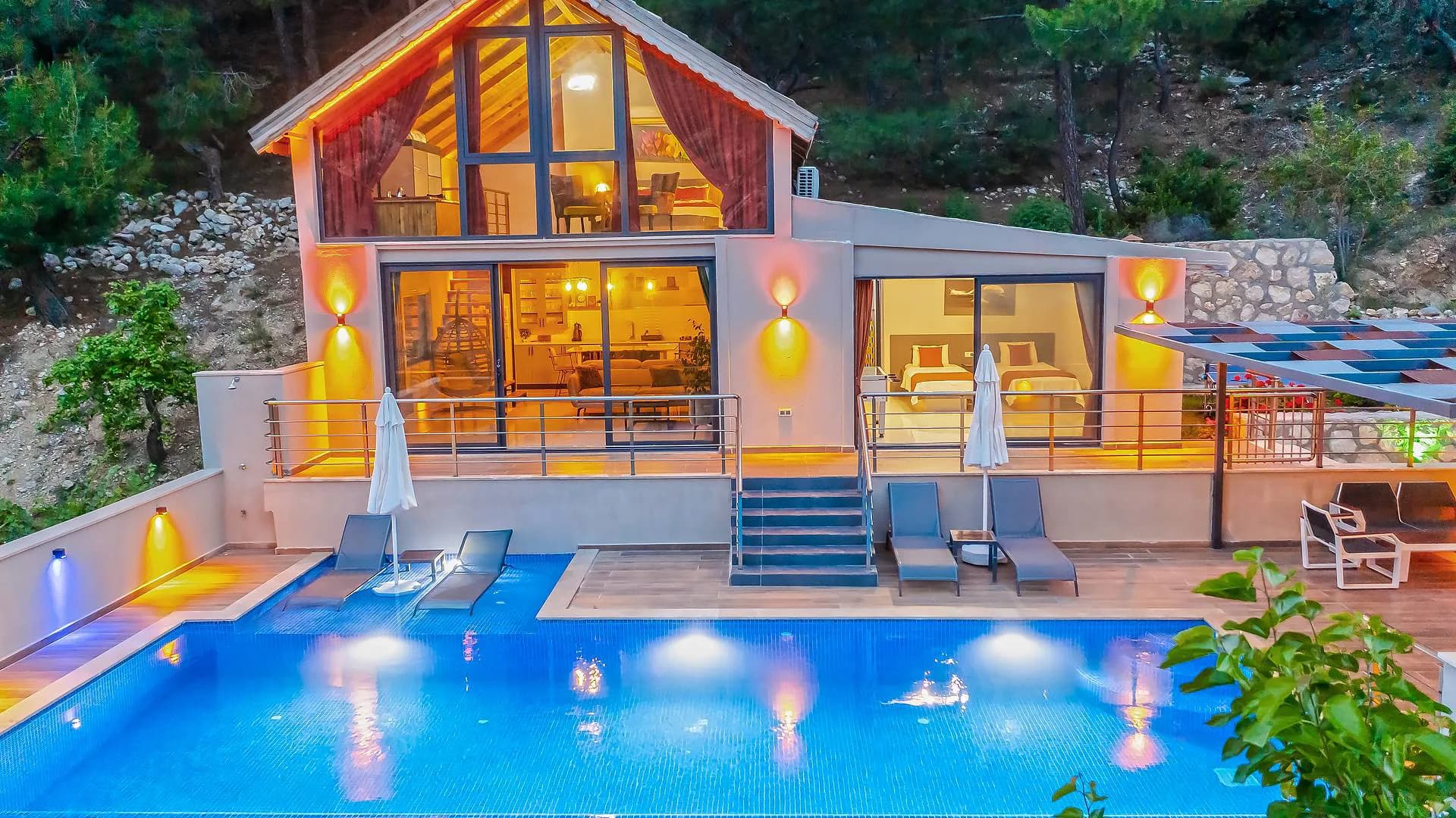 Kaş İslamlar'da Nezih Konumda, Sonsuzluk Havuzlu, Lüks Villa görsel 1