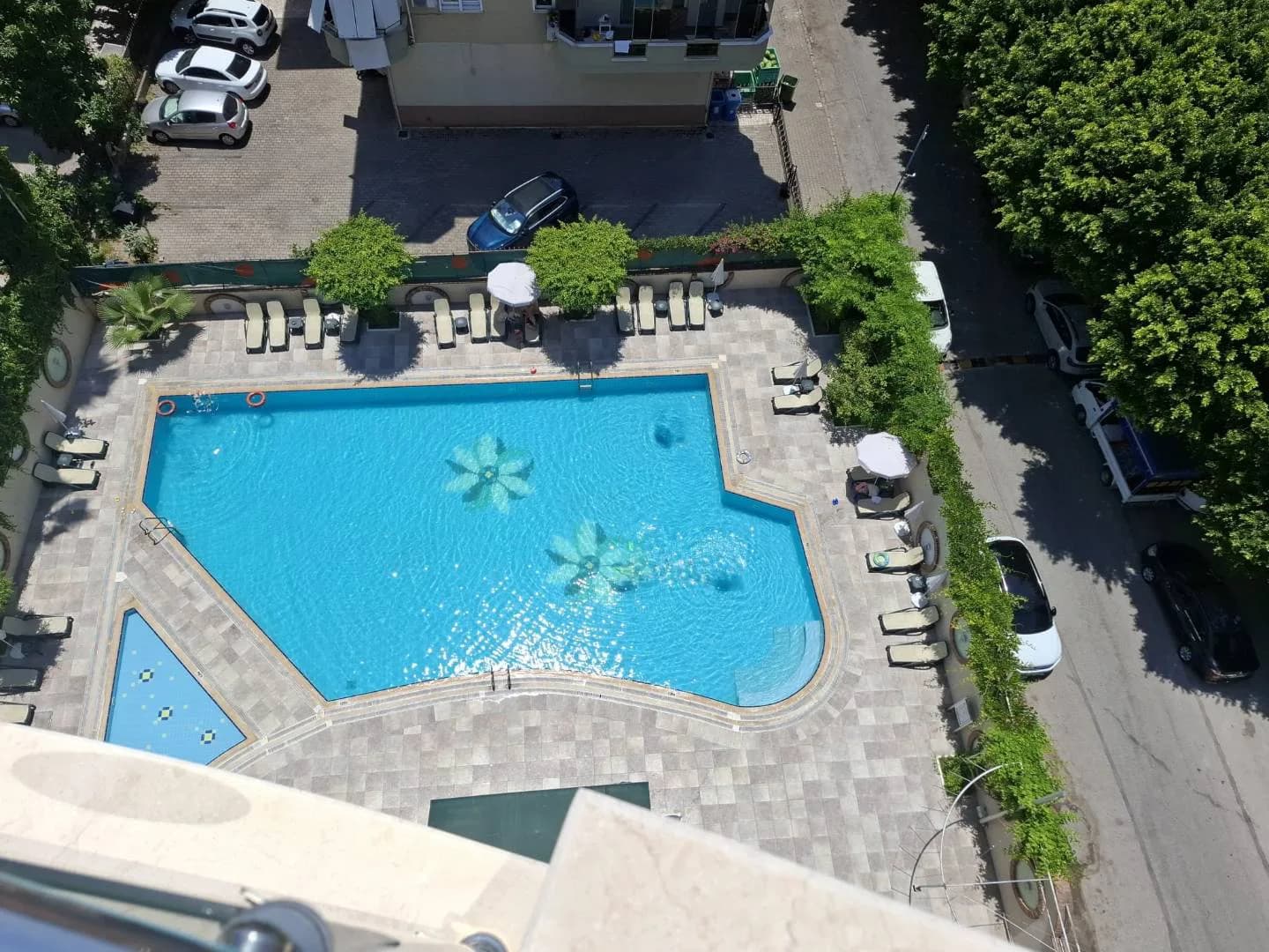 Alanya Güllerpınarı'nda Ailelere Uygun, Ortak Havuzlu, Konforlu Suit görsel 1