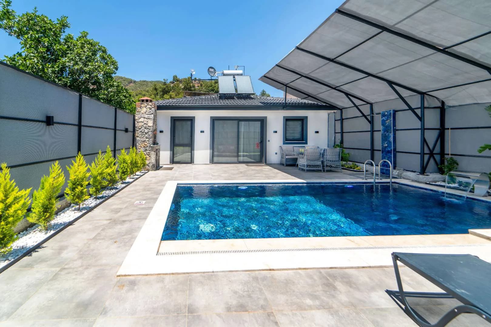 Fethiye Eldirek'te Merkezi konumda, Özel Havuzlu, Modern Villa görsel 1