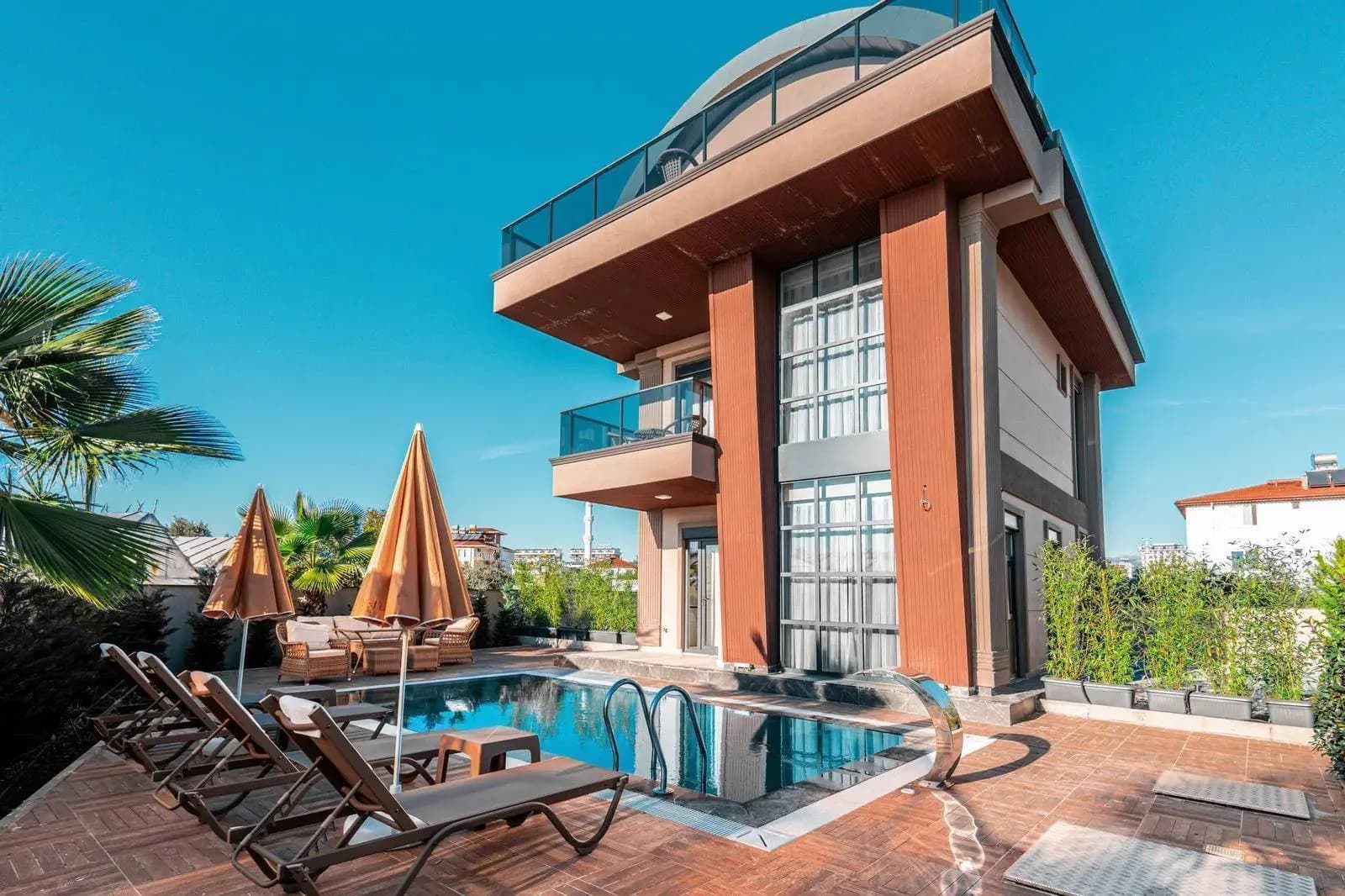 Alanya Payallar'da Merkezi Konumda, Isıtmalı Havuzlu, Modern Villa görsel 1