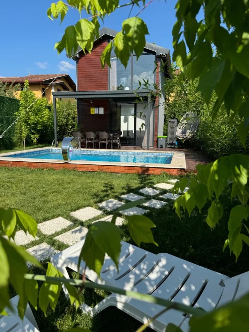 Sapanca Kırkpınar'da Geniş Bahçeli, Özel Havuzlu, Modern Bungalov görsel 3
