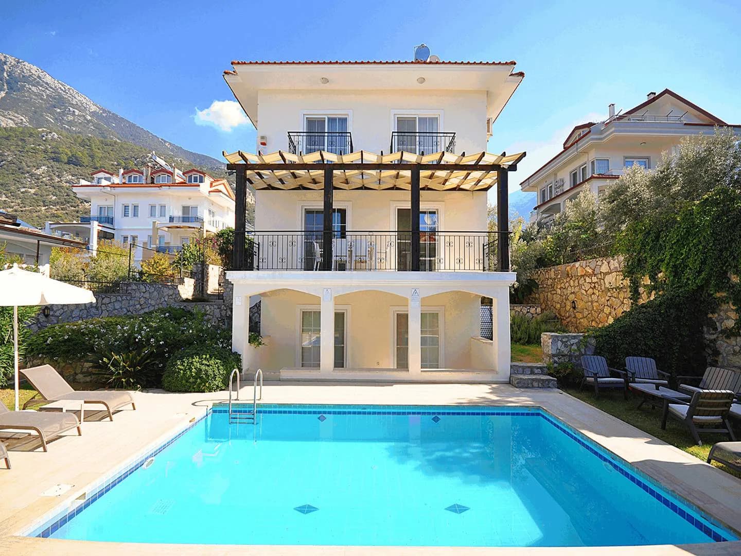 Fethiye Ölüdeniz'de Doğa İçerisinde, Özel Havuzlu, Bahçeli Villa görsel 2