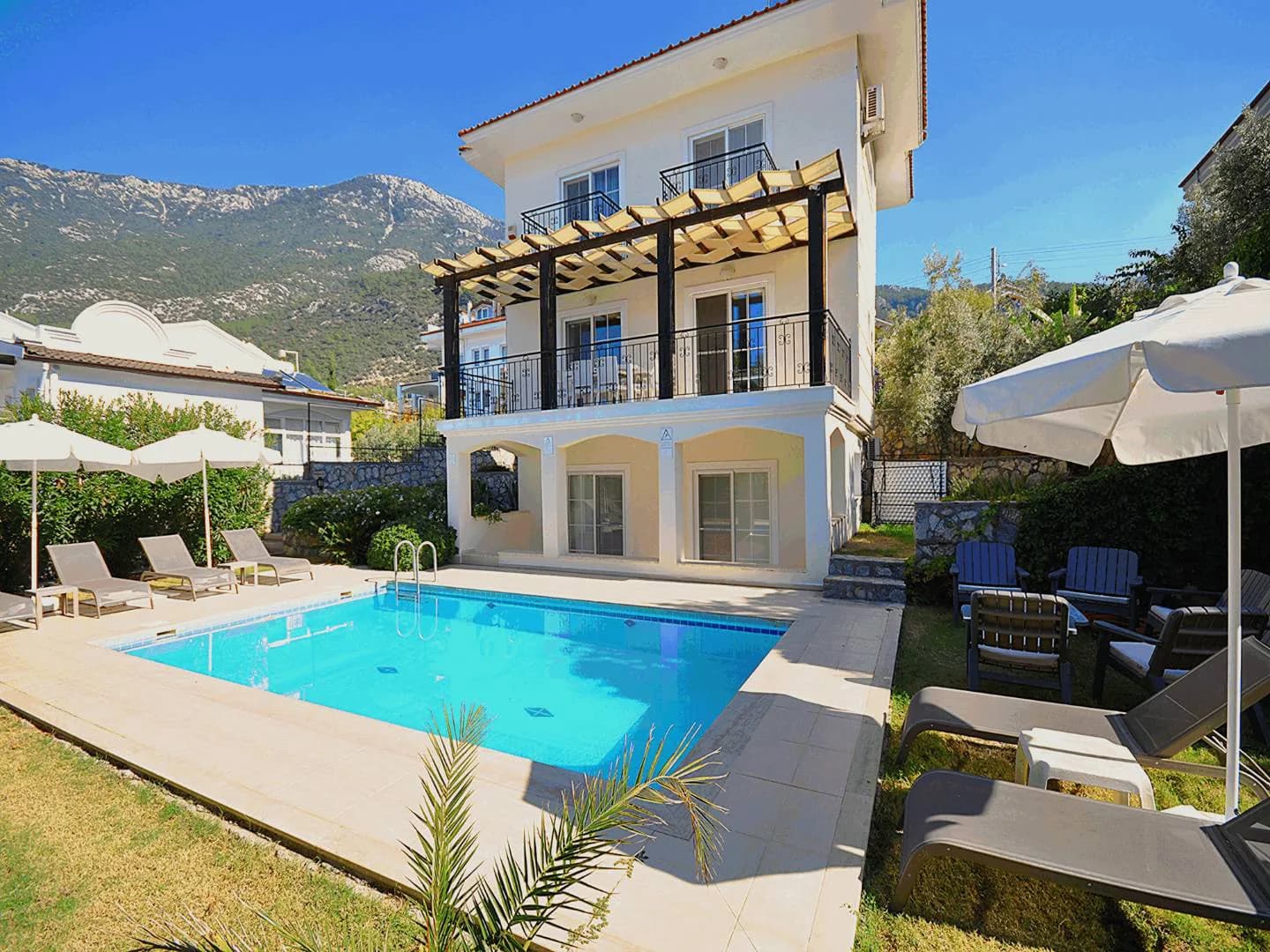 Fethiye Ölüdeniz'de Doğa İçerisinde, Özel Havuzlu, Bahçeli Villa görsel 1
