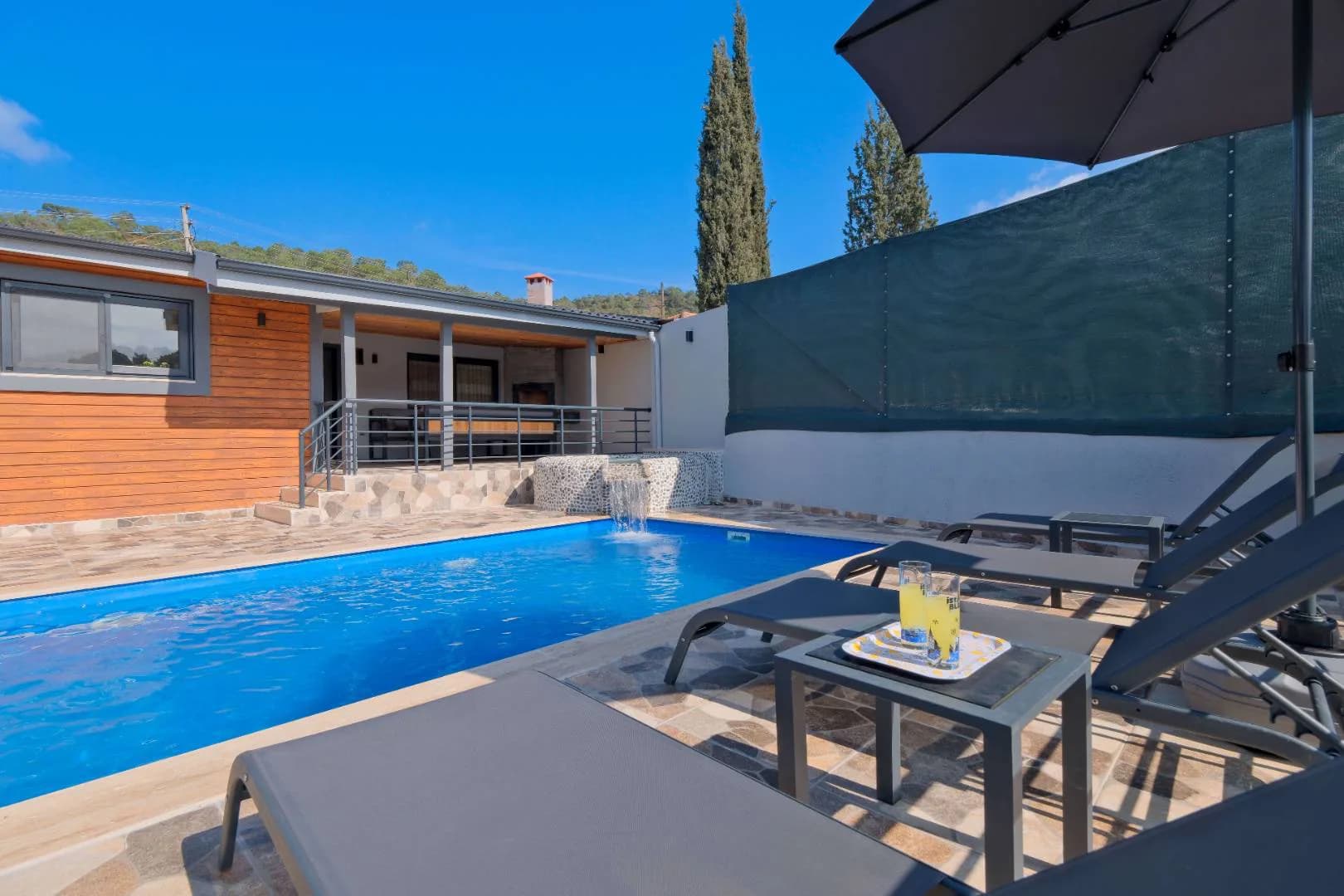 Muğla Fethiye'de Kalabalık Ailelere Uygun, Özel Havuzlu, Modern Villa görsel 2