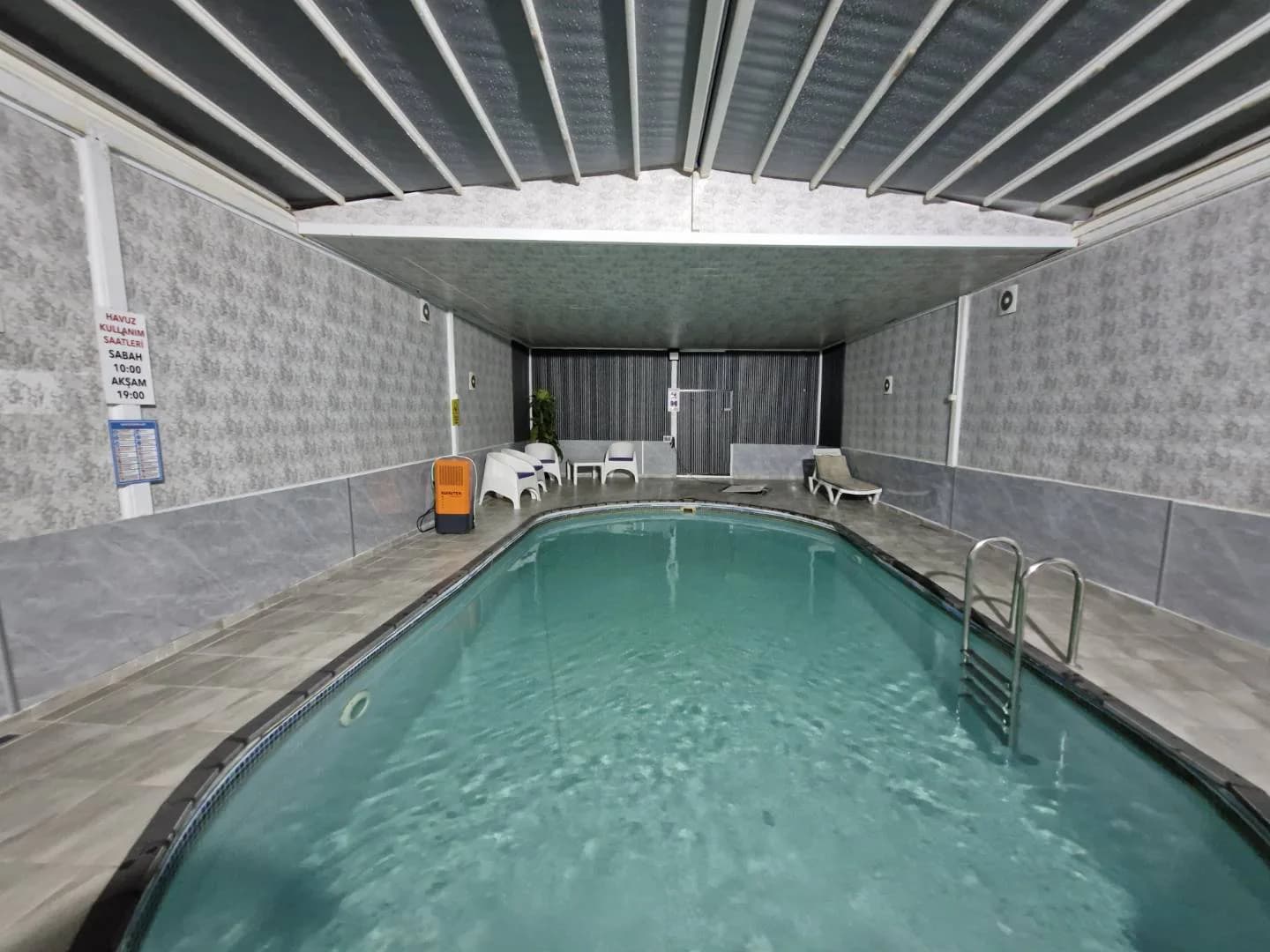 Sapanca Fevziye'de Kalabalık Ailelere Uygun, Kapalı Havuzlu, Kiralık Villa görsel 3