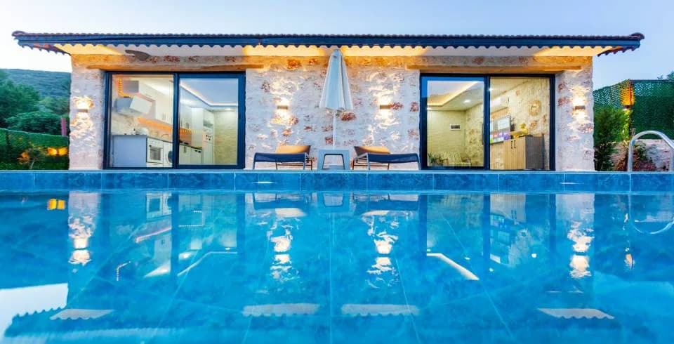 Kaş Hacıoğlan'da Muhteşem Doğada, Çocuk Oyun Alanlı, 4 Kişilik Villa görsel 2