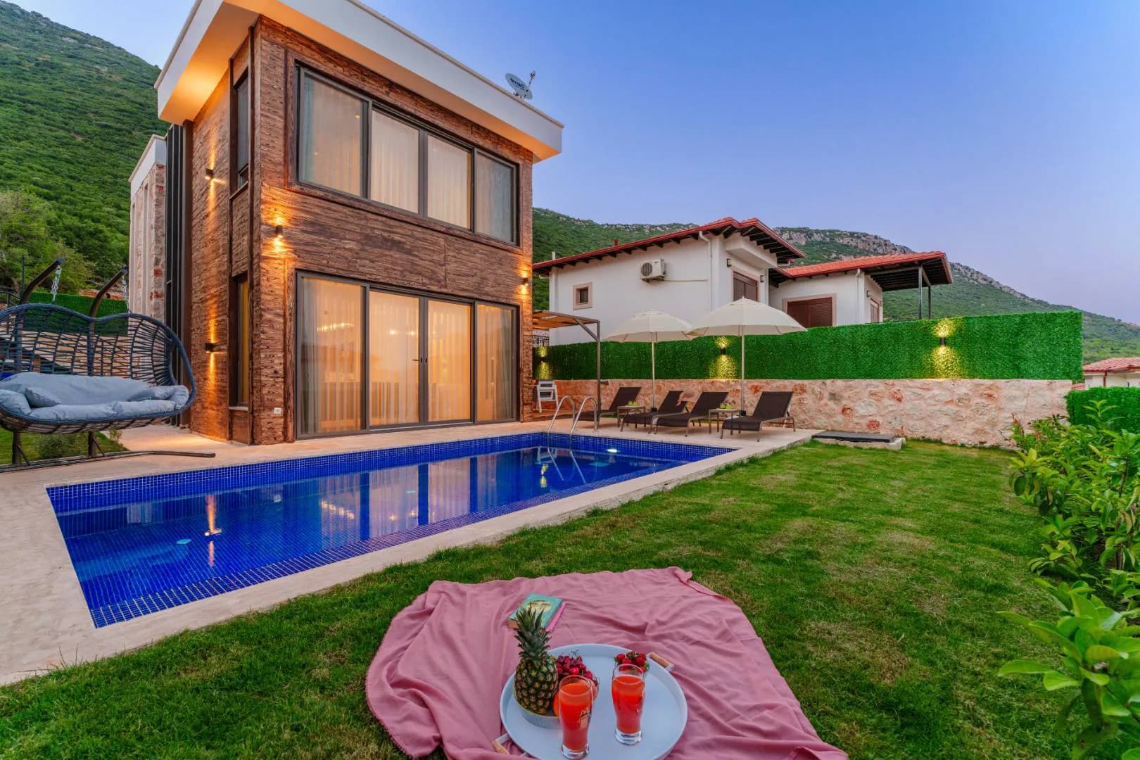 Kaş Çukurbağ'da Çekirdek Ailelere Uygun, Özel Havuzlu, Kiralık Villa görsel 1