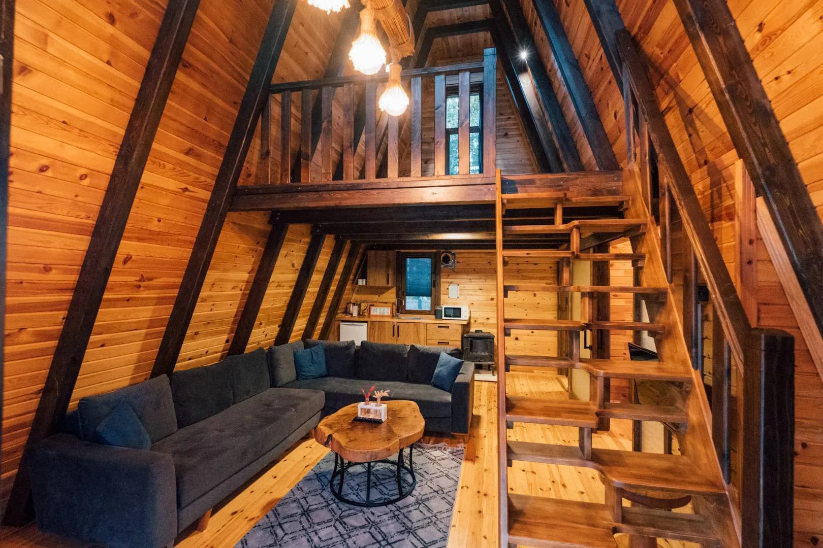 Sapanca Yanık'ta Enfes Doğa İçerisinde, Göl Manzaralı, Kiralık Bungalov görsel 3