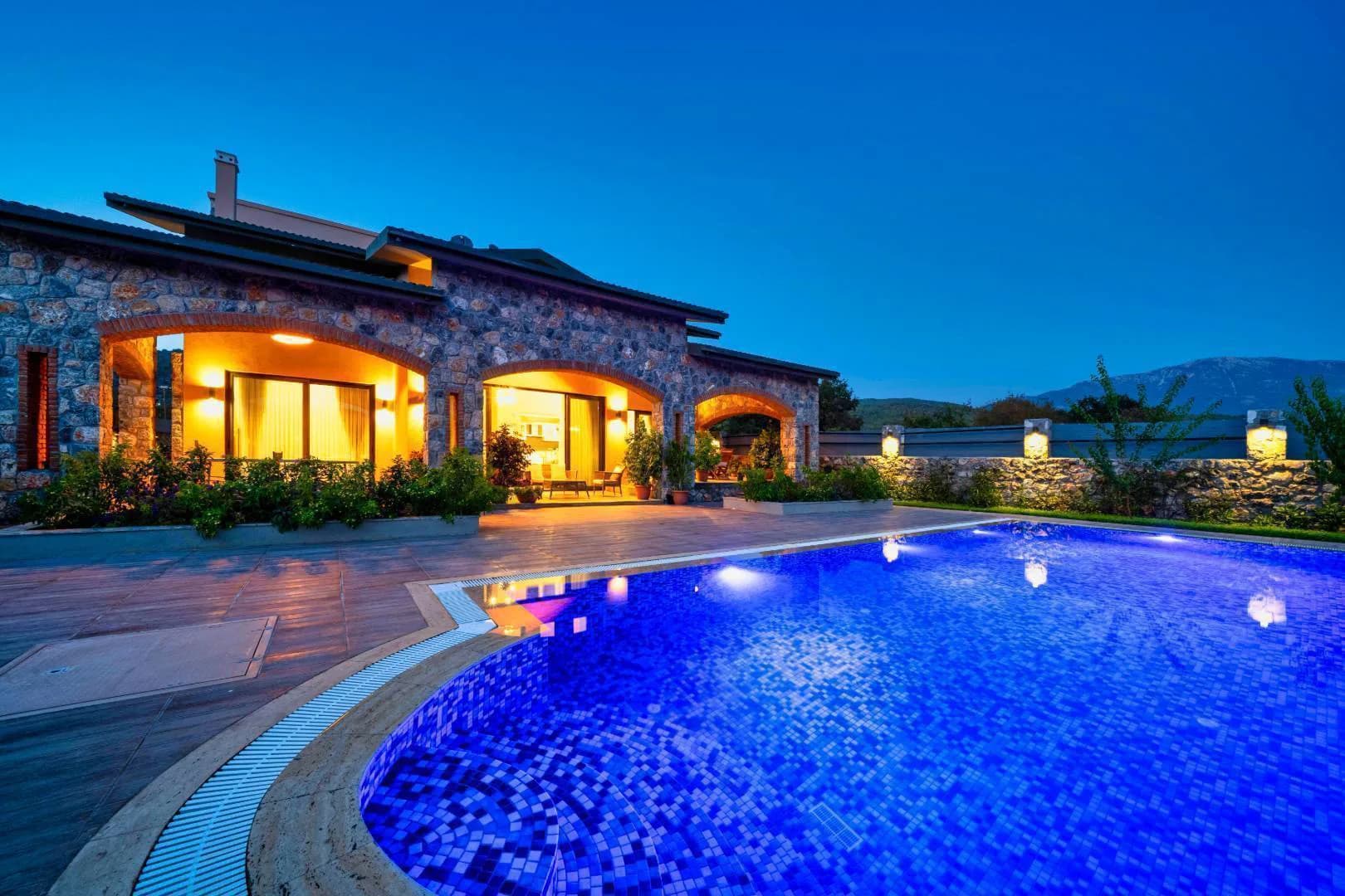 Fethiye Kayaköy'de Geniş Ailelere Uygun, Özel Havuzlu, Modern Villa görsel 1