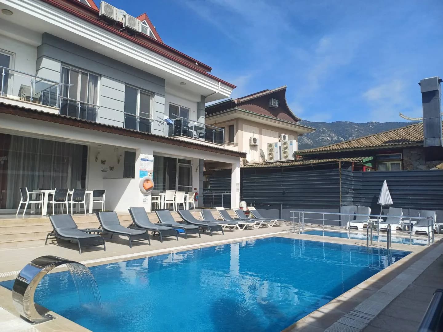 Fethiye Ölüdeniz'de 2 Kişilik, Ortak Havuzlu, Kiralık Apart görsel 1
