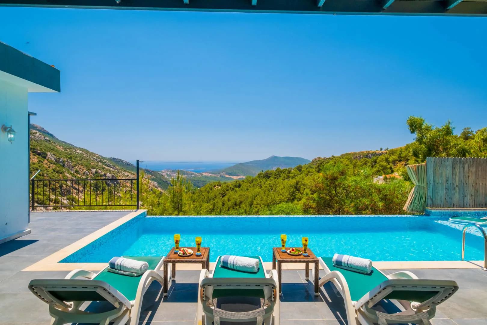 Kaş İslamlar'da Doğa Manzaralı, Özel Havuzlu, Kiralık Villa görsel 1