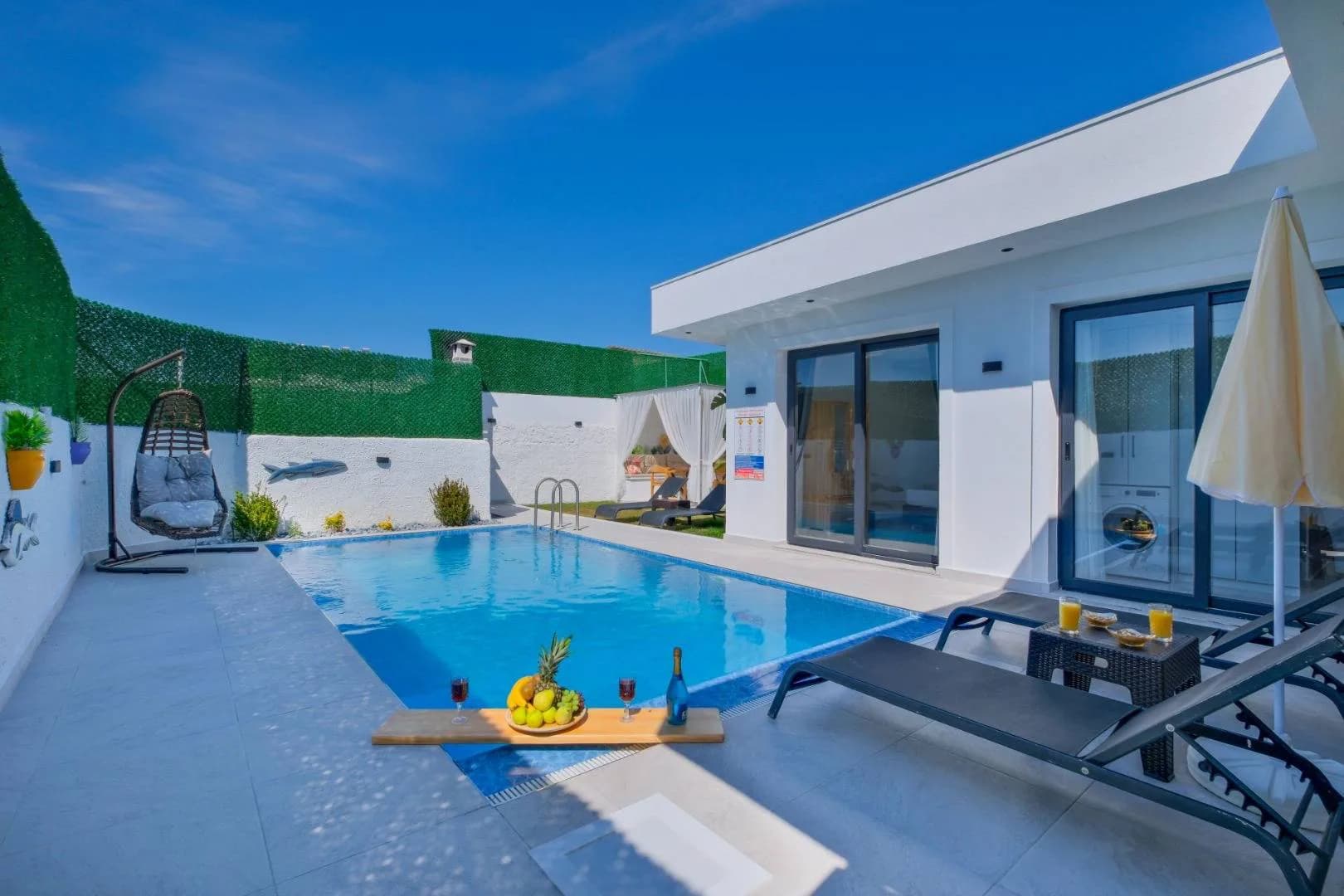 Fethiye Karaçulha'da Merkezi Konumda, Özel Havuzlu, 4 Kişilik Villa görsel 2