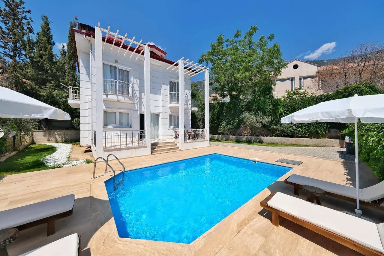Fethiye Ölüdeniz'de Uygun Konumda, Özel Havuzlu, Lüks, Kiralık Villa görsel 1