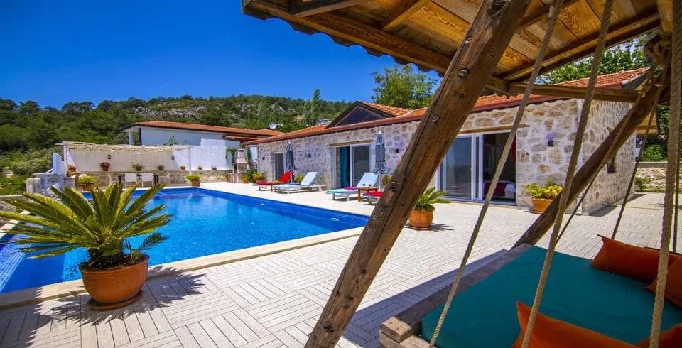 Kaş İslamlar'da Deniz ve Orman Manzaralı, Özel Havuzlu, Konforlu Villa görsel 2