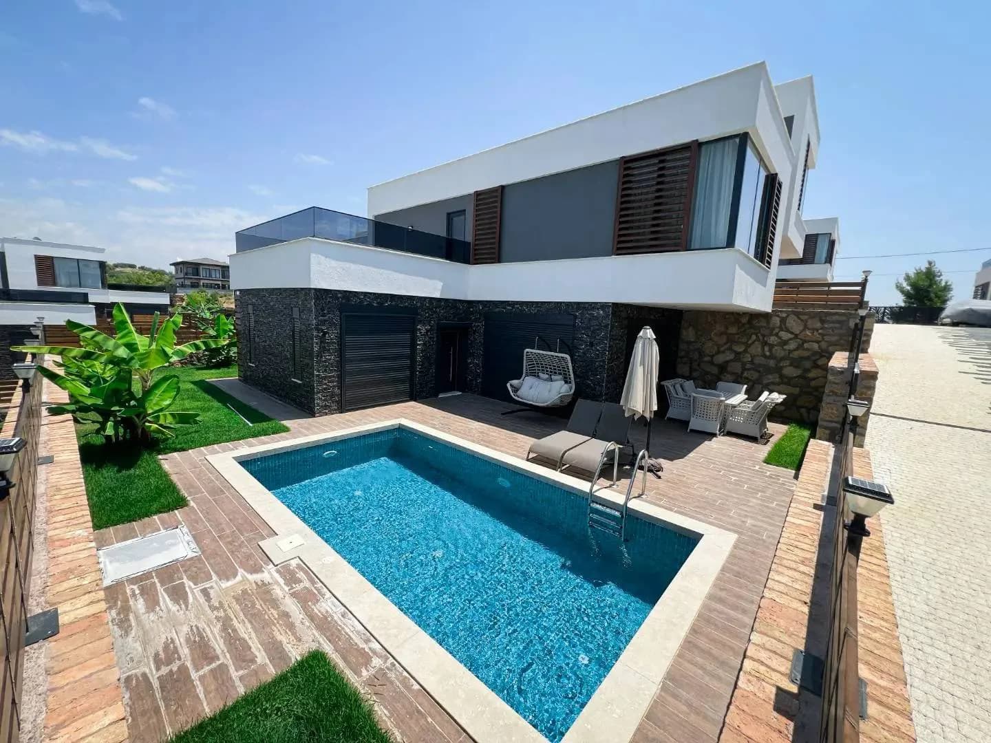 Alanya İncekum'da Nezih Konumda, Özel Havuzlu, Kiralık Villa görsel 1