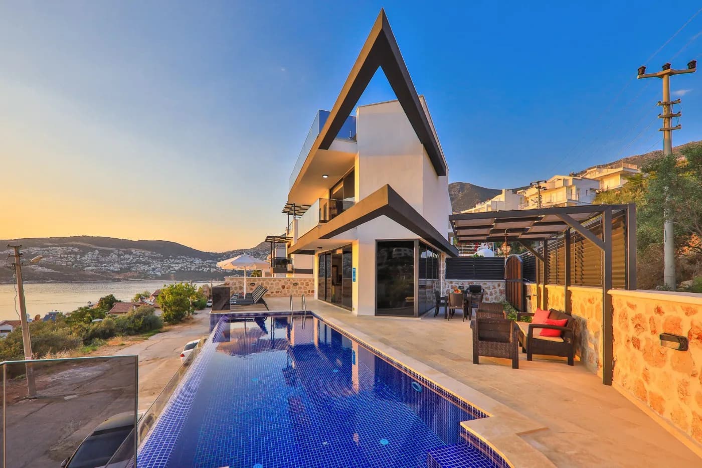 Kaş Kalkan'da Şahane Deniz Manzaralı, Özel Havuzlu, Kiralık Villa görsel 1