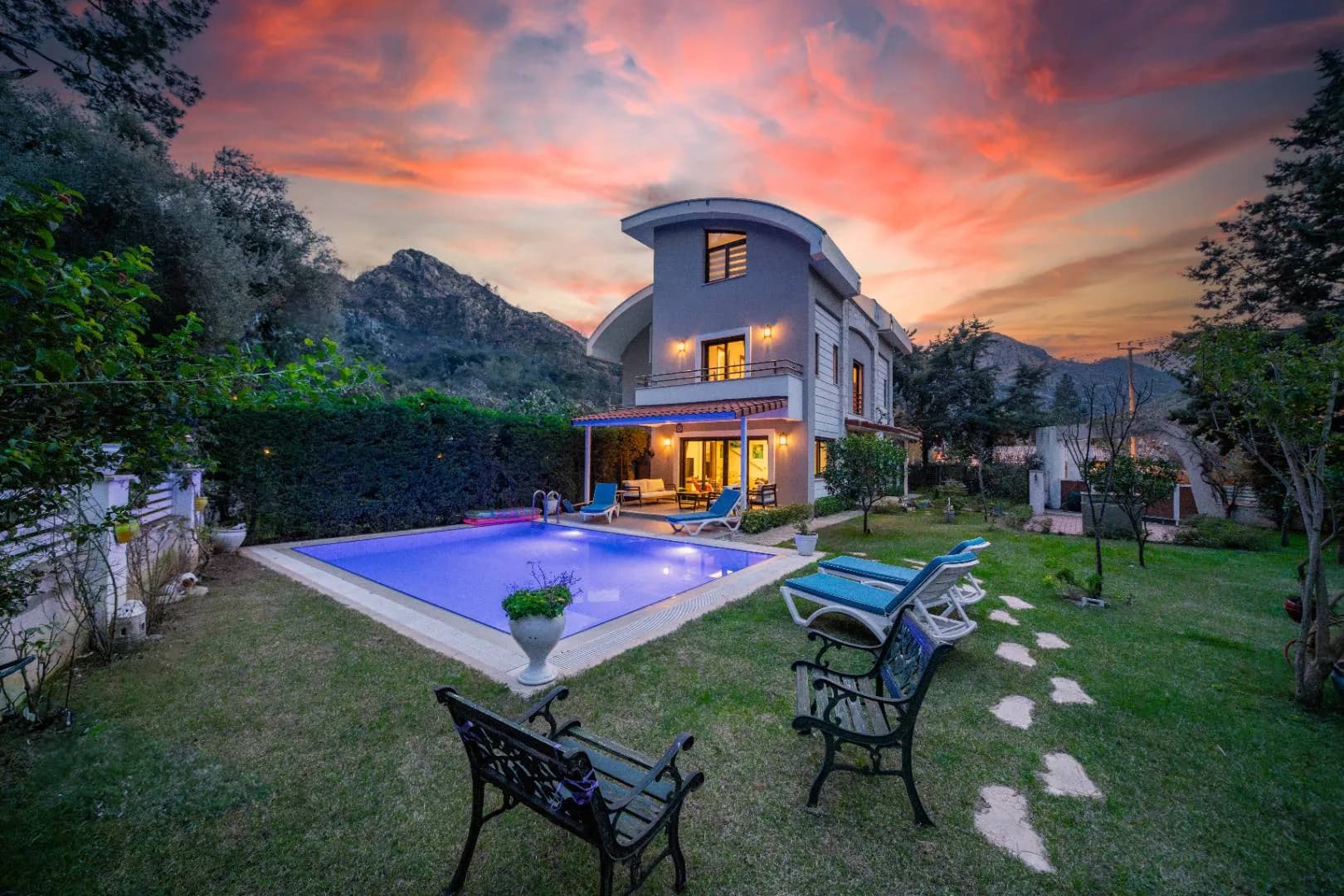 Muğla Marmaris'te Huzurlu Konumda, Özel Havuzlu, Kiralık Villa görsel 2