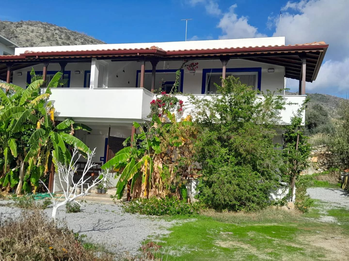 Bodrum Mazıköy'de Denize Yürüme Mesafesinde, Manzaralı, Konforlu Suit görsel 1