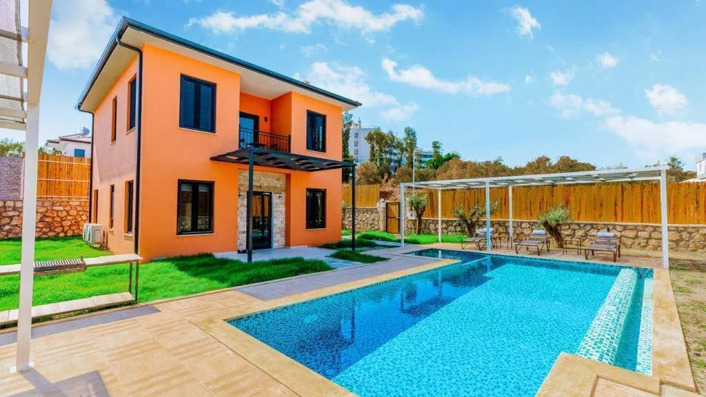 Kaş Patara'da Ferah Bahçeli, Özel Havuzlu, Saunalı, Jakuzili Villa görsel 1