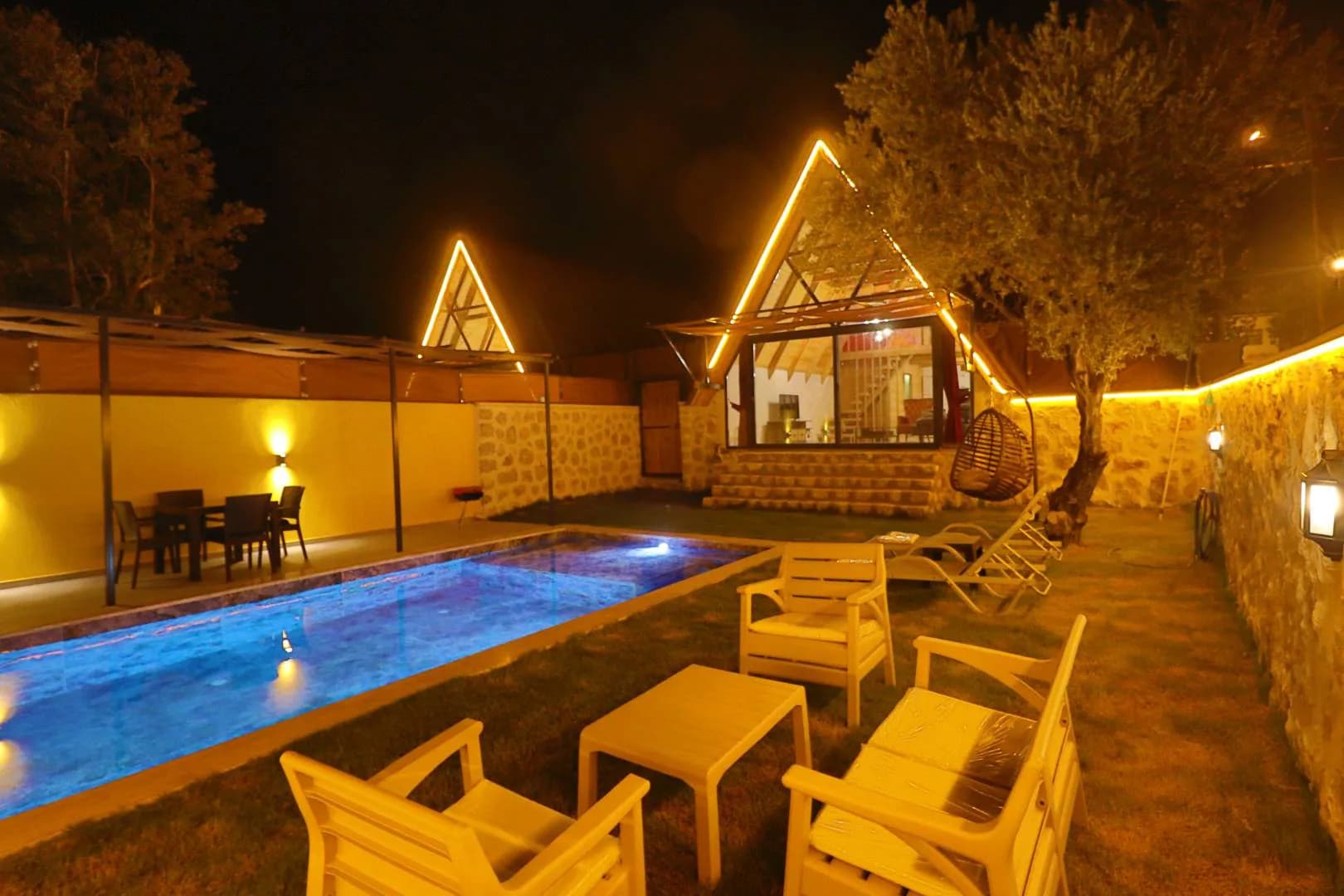 Kaş Üzümlü'de Doğa İçerisinde, Özel Havuzlu, Jakuzili Bungalov görsel 3