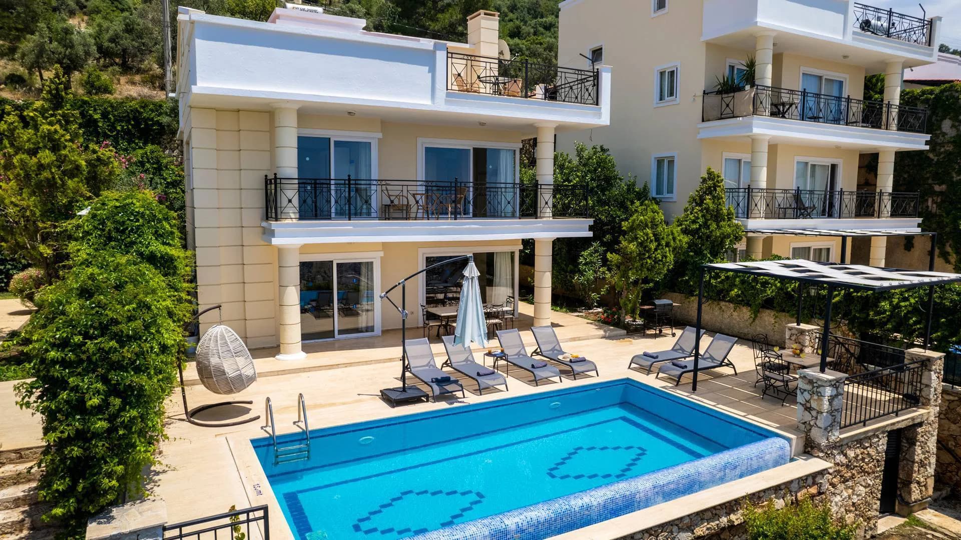Kaş Kalkan'da Göz Alıcı Deniz Manzaralı, Özel Havuzlu, Jakuzili Villa görsel 3