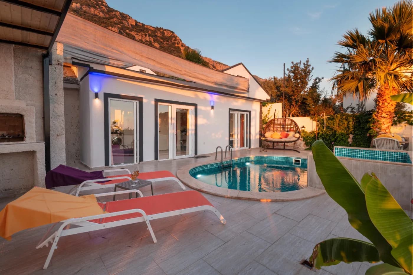 Kaş Bezirgan'da Adalar Manzaralı, Özel Havuzlu, Jakuzili, Kiralık Villa görsel 1