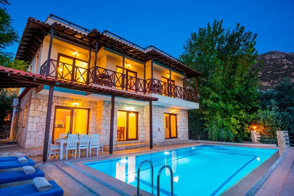 Kalkan'da Muhteşem Taş Mimarisine Sahip, Özel Havuzlu, Kiralık Villa görsel 1