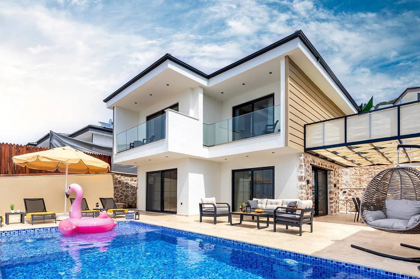 Kaş Yeşilköy'de Doğayla Baş Başa, Özel Havuzlu, Modern Villa görsel 1